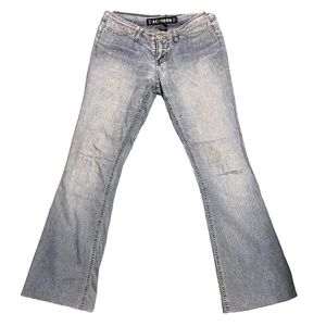 AC-3998 low rise flare jeans
